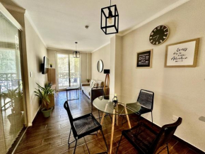 Best in Camba Cua, A metros de la costanera y del centro de la ciudad, ubicacion inmejorable, cerca de la playa, dpto moderno, completamente equipado, con balcon, con todo lo necesario para una estadi